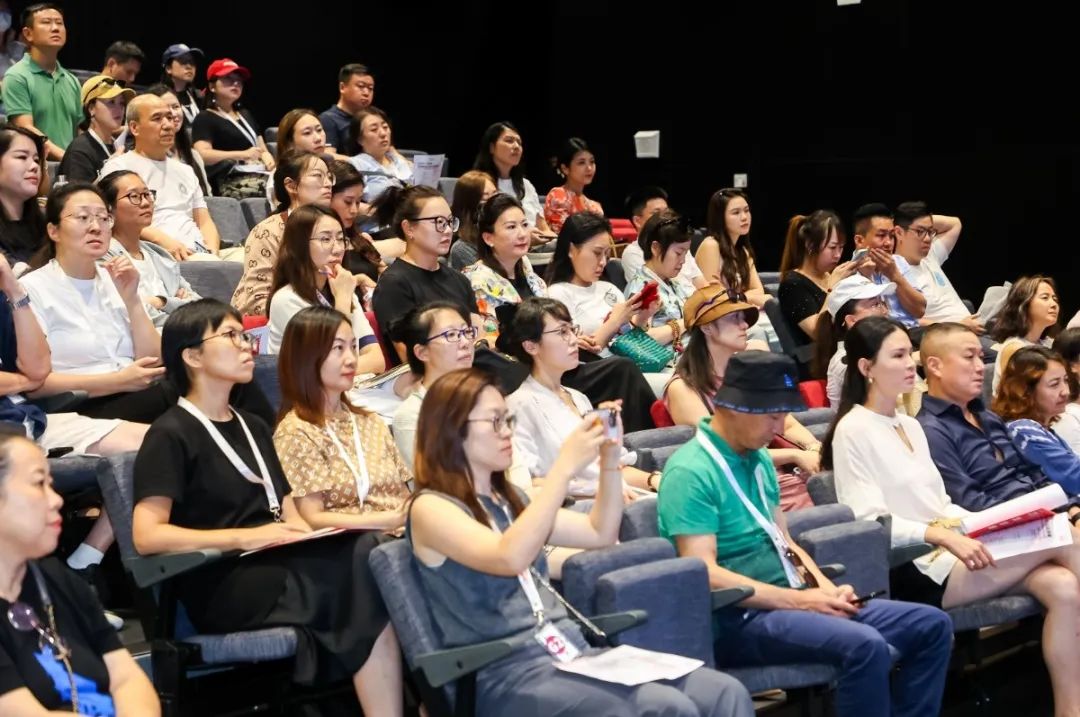 上海德闳开学日｜带上梦想，解锁乘风破浪的新学年