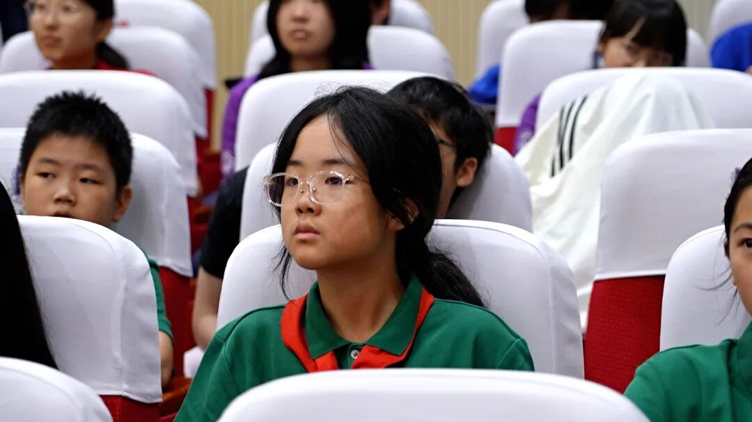 五院争辉，英伦逐梦 | 宏文学校2025学院日活动盛大举行！