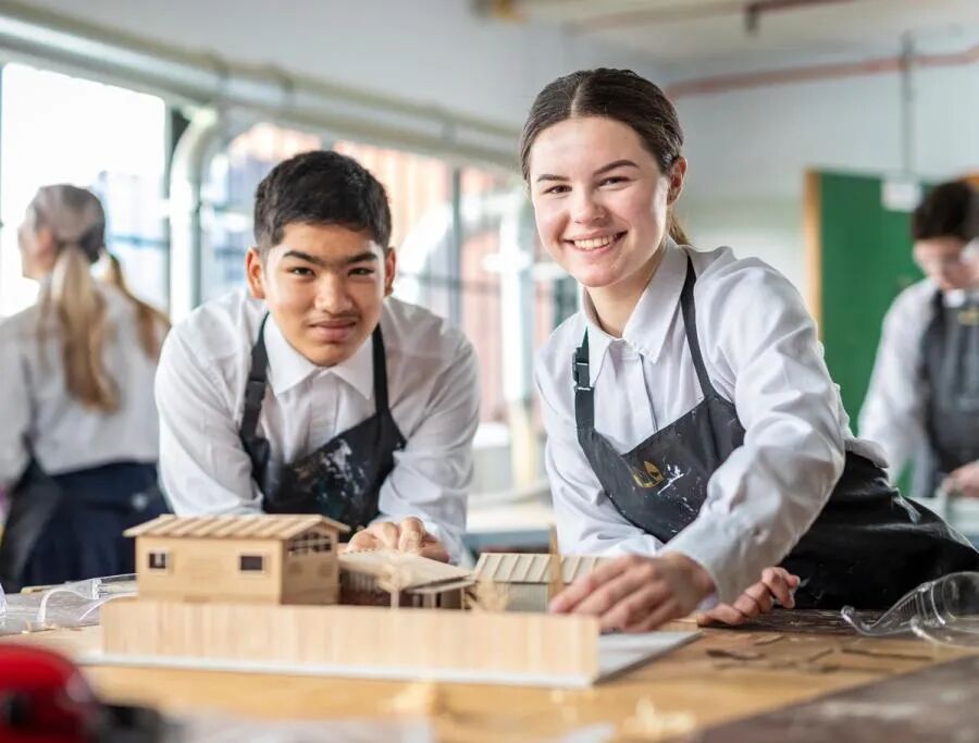 新西兰中学 | ACG Schools 帕奈尔校区，2024年在剑桥国际考试中荣获7个“世界最佳”和15个“新西兰最佳”奖项