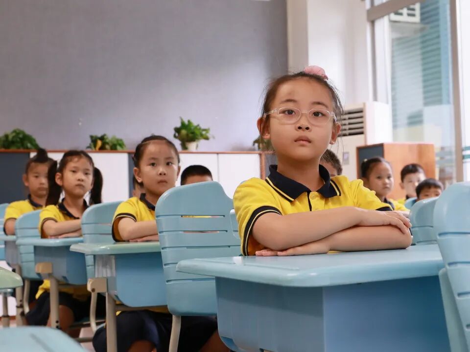 观阅兵盛典 传抗战精神｜小学部德育实践活动（一）