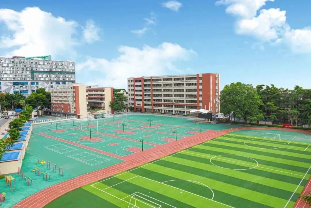 扒一扒深圳学费10-30w国际校宿舍长啥样！【龙华篇】