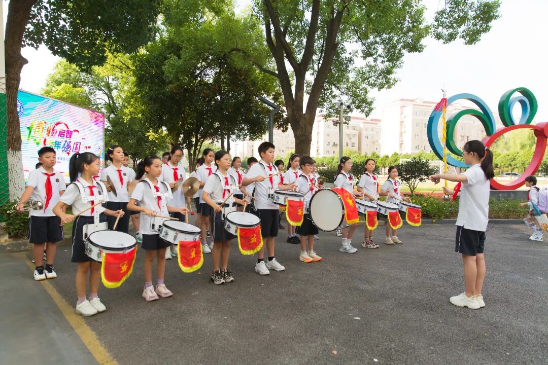 启智向未来，强国看少年 | 德英乐实验学校邀你共赴新征程