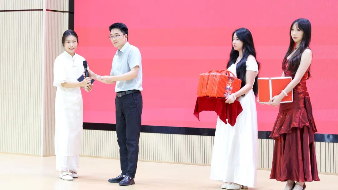 青春逐梦，启航新程！中侨同高 2025 级新生开学典礼圆满落幕