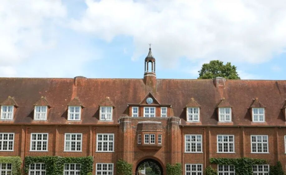 探秘英国拉德利公学：郭晶晶霍启刚精选求学地