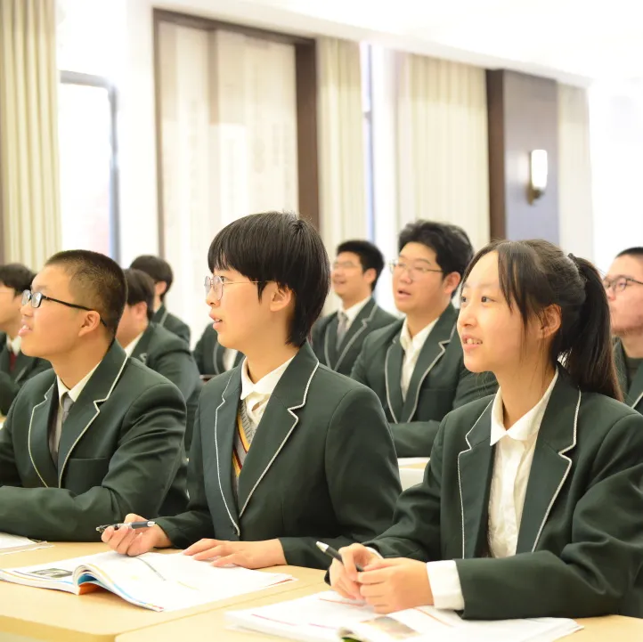 苏州公办国际部|震泽中学国际部2025年招生简章！开设A-level、AP、日语课程！