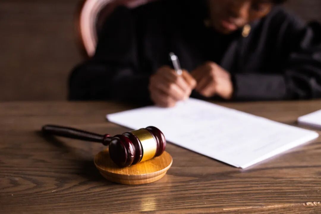 法律的制定过程是什么？法律有效的条件又是什么？ | 牛津大学终身教职科研项目