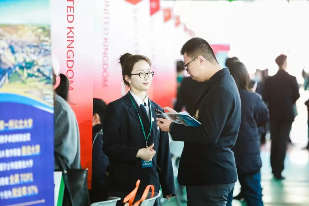 武汉枫叶国际学校2026年招生简章