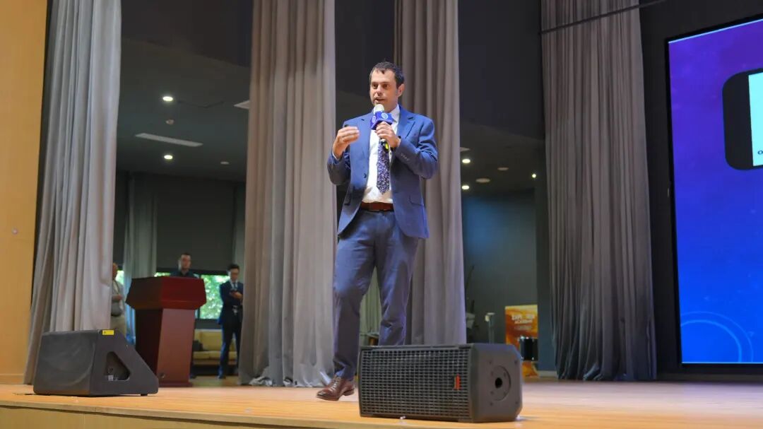 展卷而读，逐梦启航——青浦协和高中部2025-2026学年第一学期开学典礼