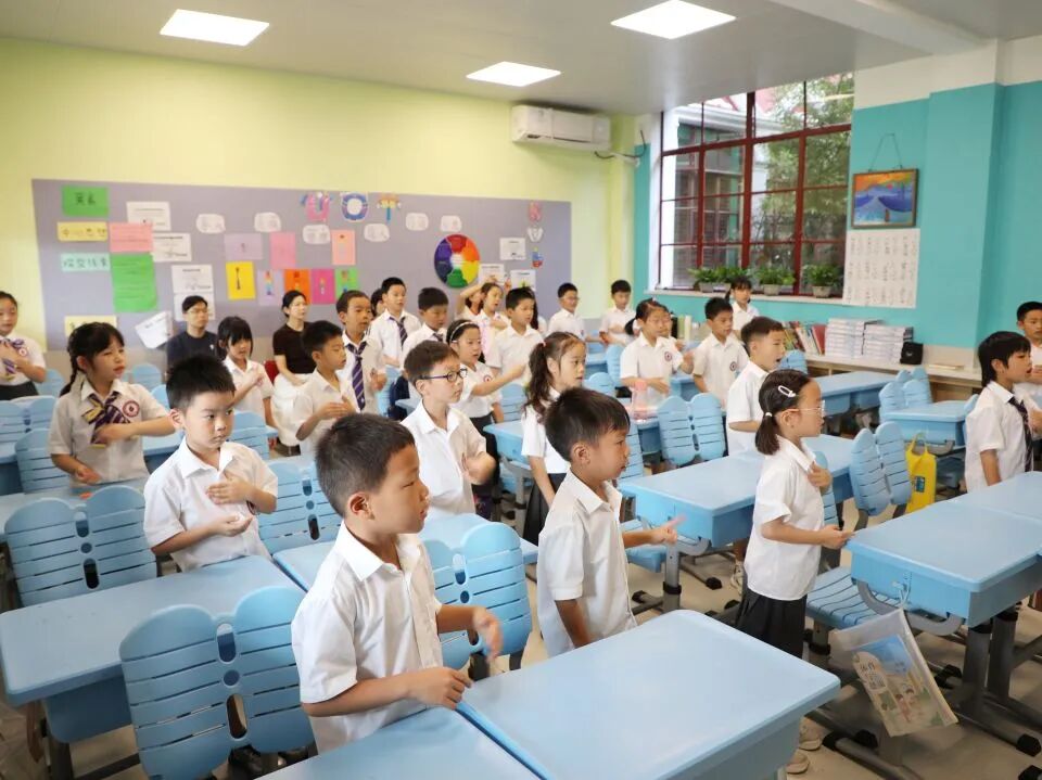 致敬人生第一任“老师” | 燎原双语各学部9月感恩活动回顾