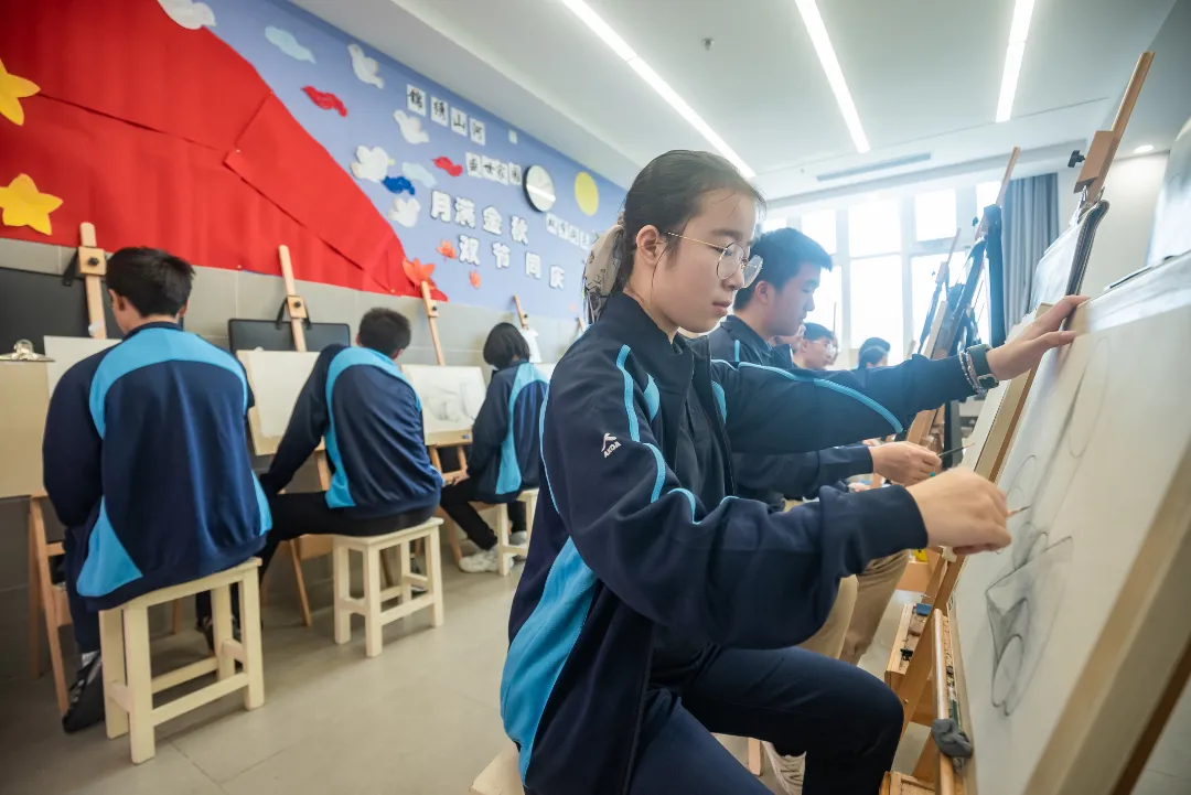 苏州日本高中｜江苏省梁丰高级中学中日课程2026年招生简章！苏州招生规模最大的日本班！