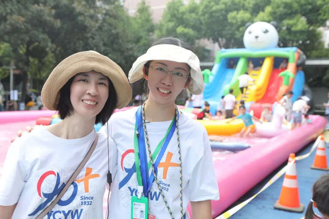 上海耀中家委会：以爱为桥，让社区温暖相连