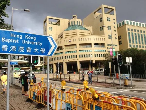 2025年港八大弹性收生计划！DSE单科不达标也可录取！