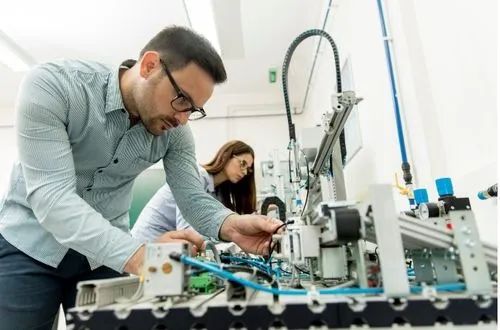 爱尔兰就业市场的隐藏赢家：为什么工程专业才是留学生的黄金赛道？