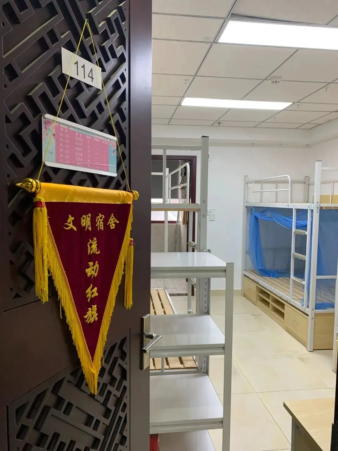 苏州香港DSE高中｜省苏州十中香港DSE课程2026年招生简章！三大升学路径，面向全球升学！