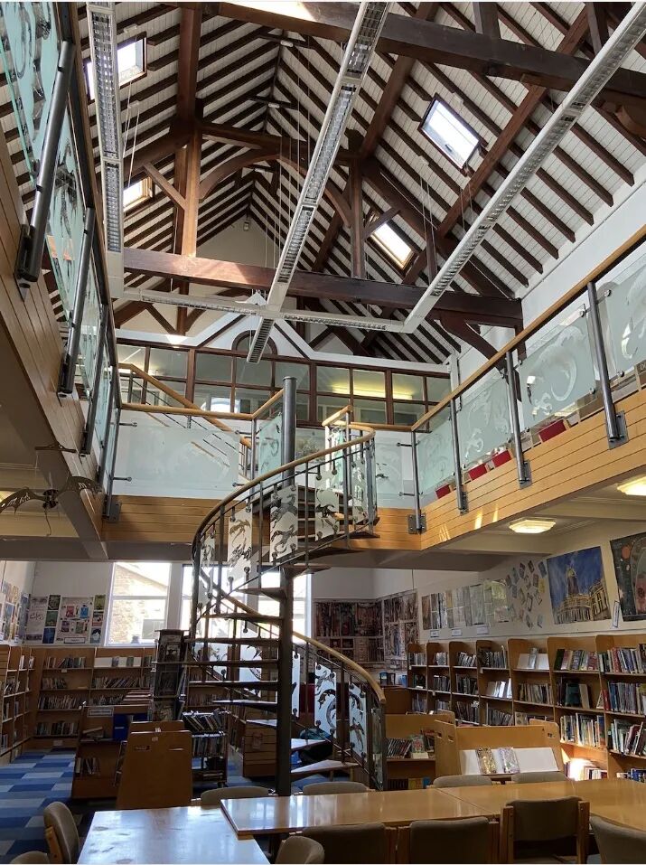 小牛津国际夏校：抖森、艾玛就读的小学，传说中的牛津龙校！