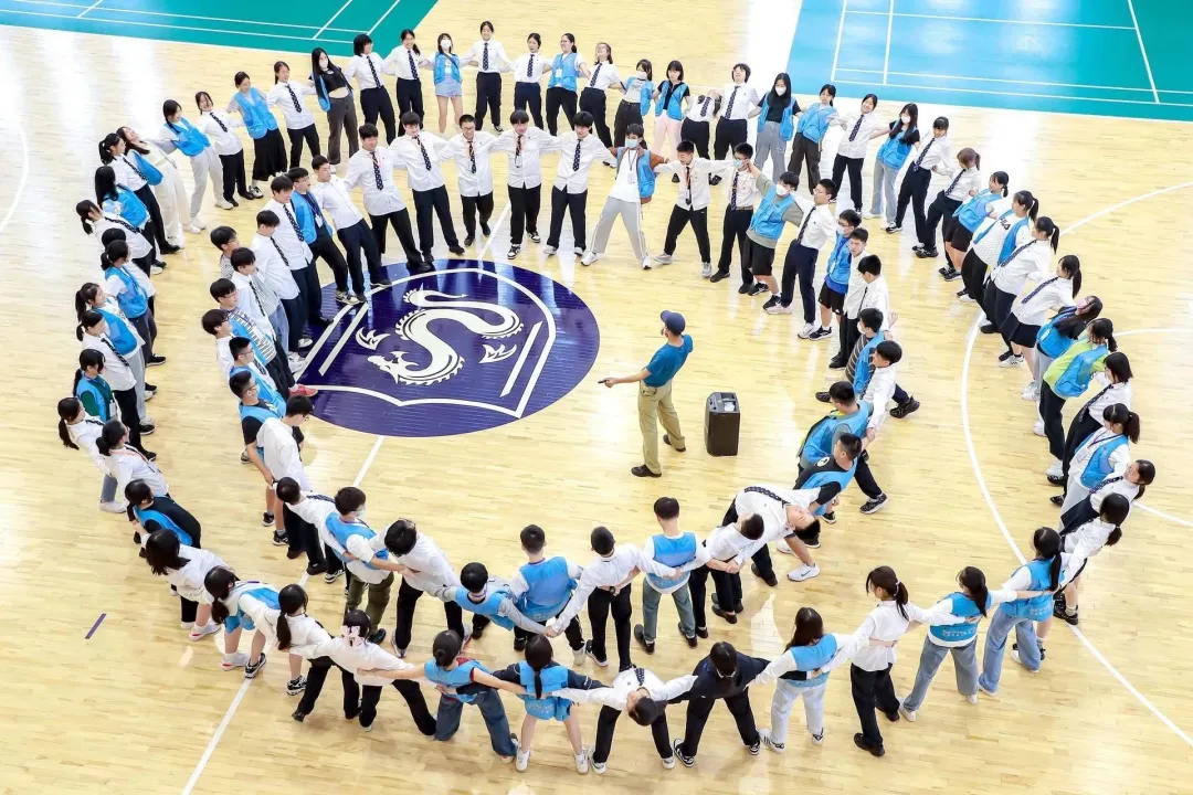 苏州香港DSE高中｜苏州市吴江区世恒学校香港DSE课程“港大班”2026年招生简章！