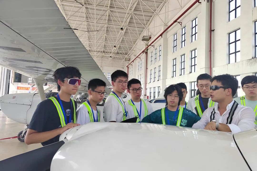 最全理工科合集：机械工程/计算机/人工智能/电子电气/材料科学/游戏设计...最热专业一网打尽