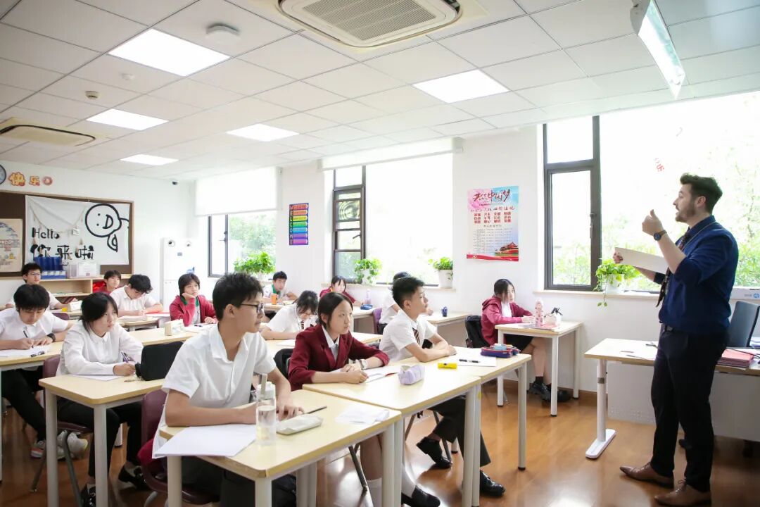 来康德双语和校长面聊！11 月 9 日初中部校长见面会预约开启
