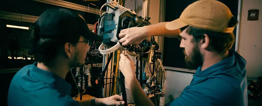 “宇宙守门人要失业了？”：英国四分之一大学的物理系面临关停