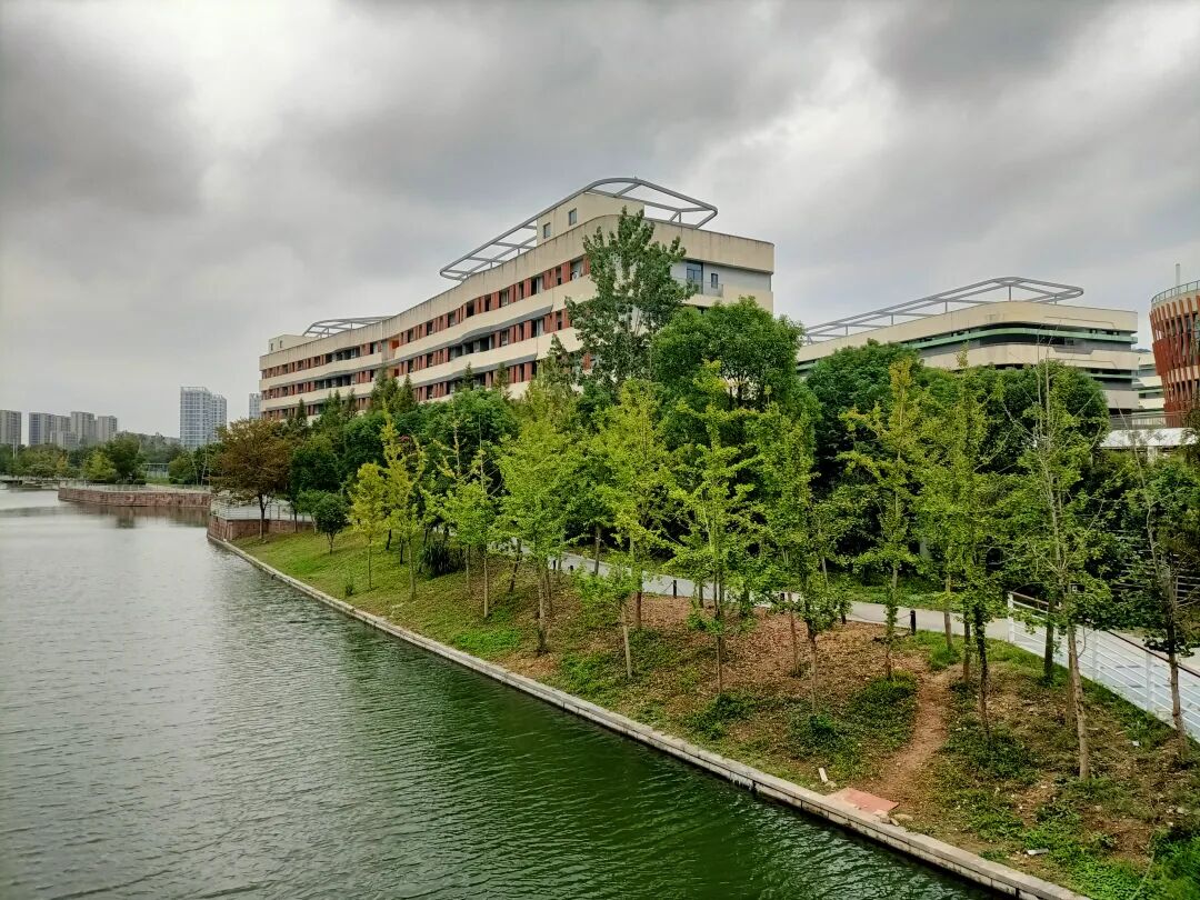 湖州市南太湖双语学校融合书院2025-2026学年招生简章!探校实拍来啦~ 湖州市南太湖双语学校融合书院2025-2026学年招生简章!探校实拍来啦~