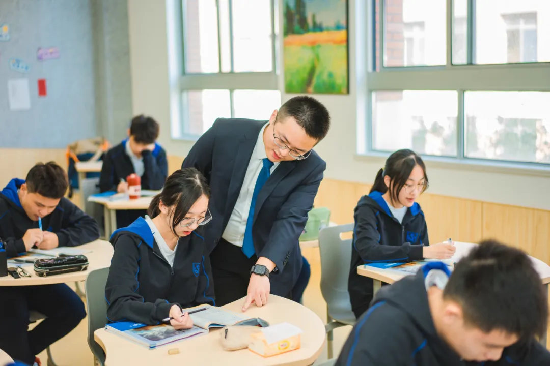 苏州香港DSE高中｜苏州市吴江区世恒学校香港DSE课程“港大班”2026年招生简章！