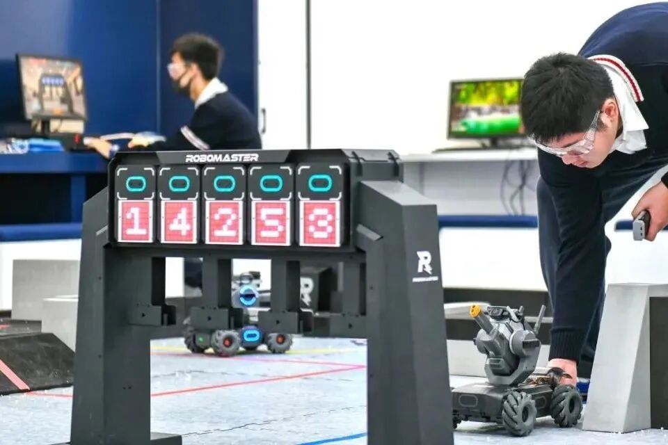 上海21所国际高中｜卢湾高级中学国际课程班！