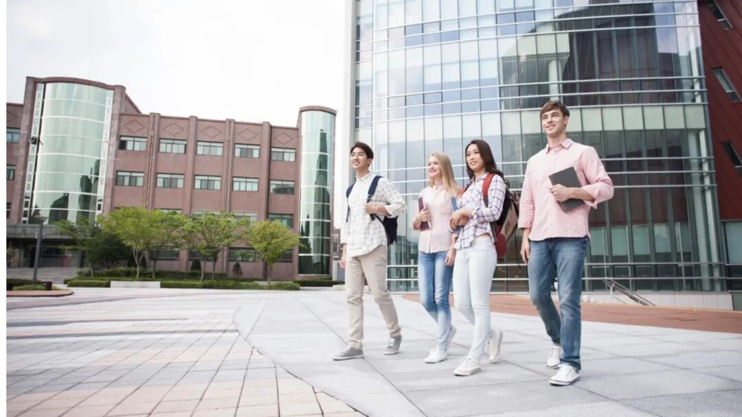 南京国际高中|南理工紫金学院OSSD&A-level、日本课程2026年招生简章！学费8万一年！