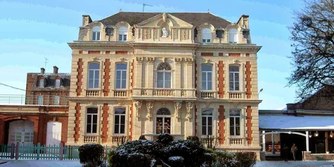 ISPA酒店餐饮预科 - 与圣马丁酒店管理学院合作