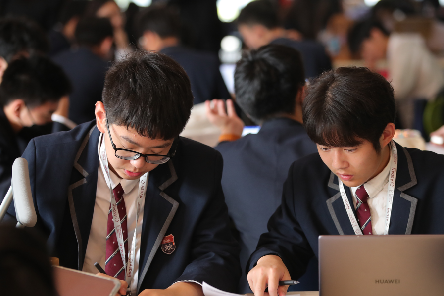 重要 | 11月29日,万科双语高中校园日开放登记 重要 | 11月29日,万科双语高中校园日开放登记