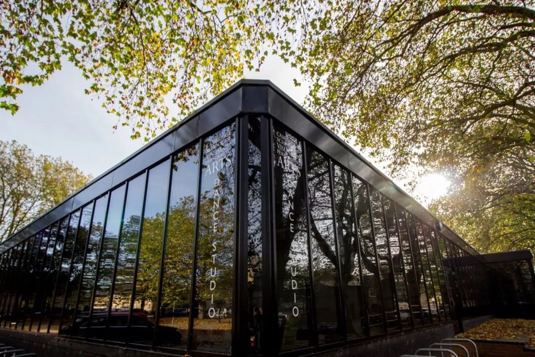 “学艺术也能爬藤”?一文揭秘剑桥文理与剑桥艺术中国 “学艺术也能爬藤”?一文揭秘剑桥文理与剑桥艺术中国