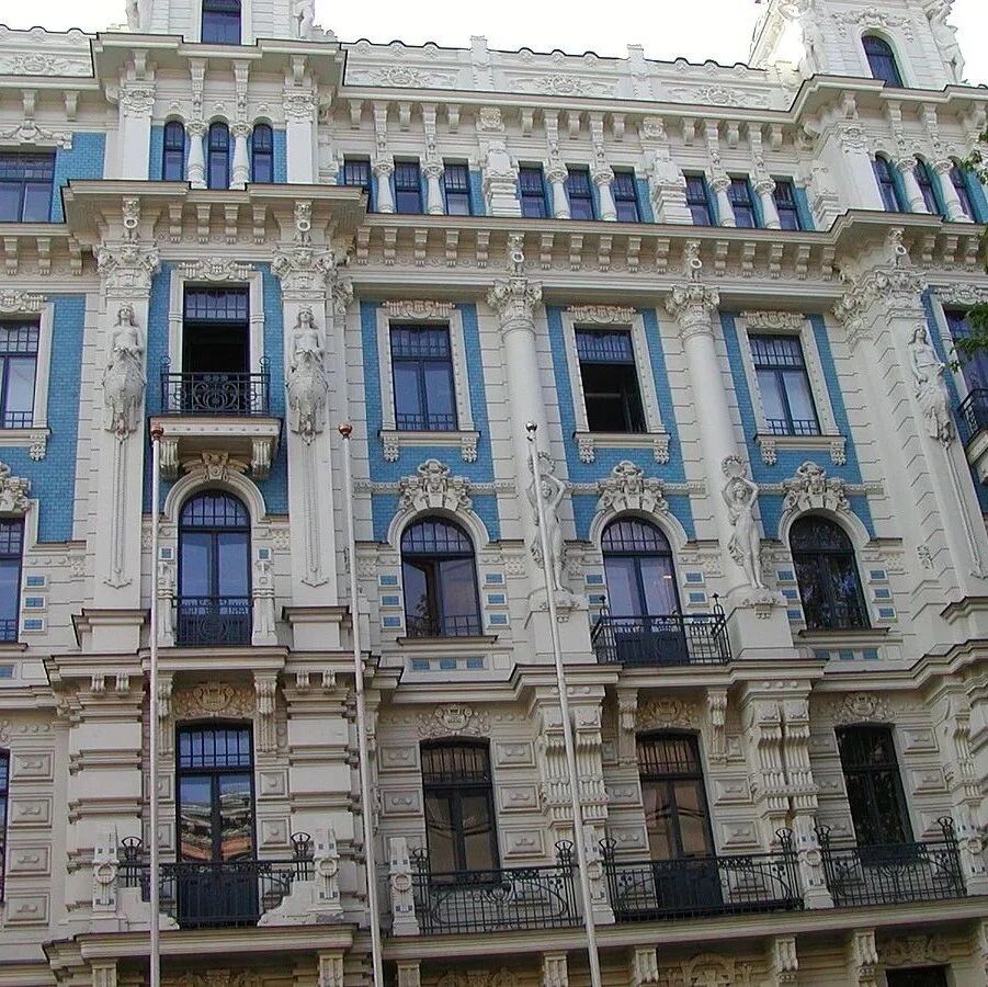 巴政 x 瑞典斯德哥尔摩经济学院SSE双学位:两年制国际管理与可持续发展硕士