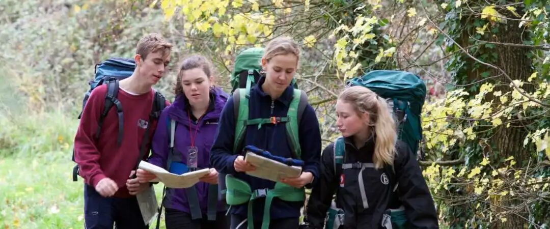 Stonar School|英国STEM强校,以专业马术课程闻名,开设独特的飞行俱乐部 Stonar School|英国STEM强校,以专业马术课程闻名,开设独特的飞行俱乐部