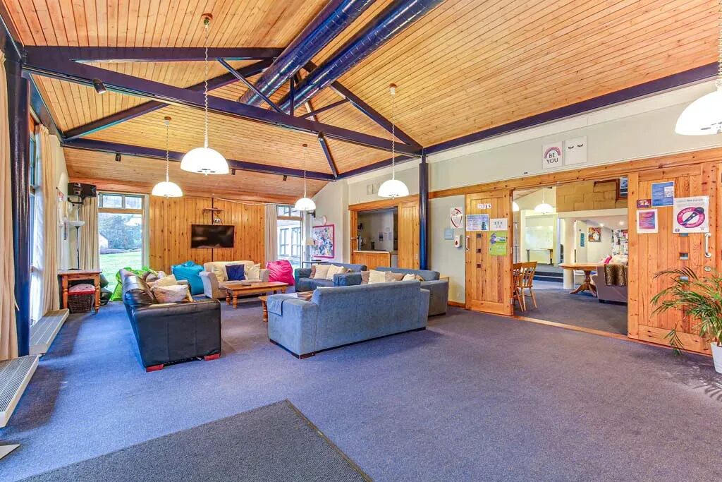 Woldingham School | 英国全人教育典范,音乐戏剧王牌,《乱世佳人》费雯丽母校 Woldingham School | 英国全人教育典范,音乐戏剧王牌,《乱世佳人》费雯丽母校