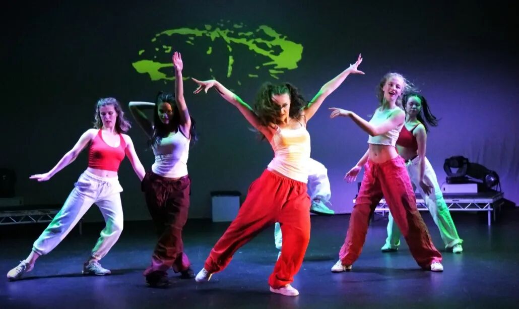 The Leys | 剑桥市中心的老牌私校,共享剑桥大学资源,霍金之子的母校 The Leys | 剑桥市中心的老牌私校,共享剑桥大学资源,霍金之子的母校