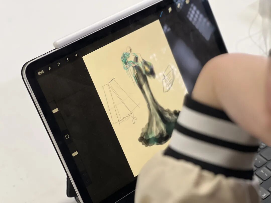 【时尚设计】时尚创意总监招募啦!从0完成你的时尚品牌成衣与珠宝设计制作 【时尚设计】时尚创意总监招募啦!从0完成你的时尚品牌成衣与珠宝设计制作