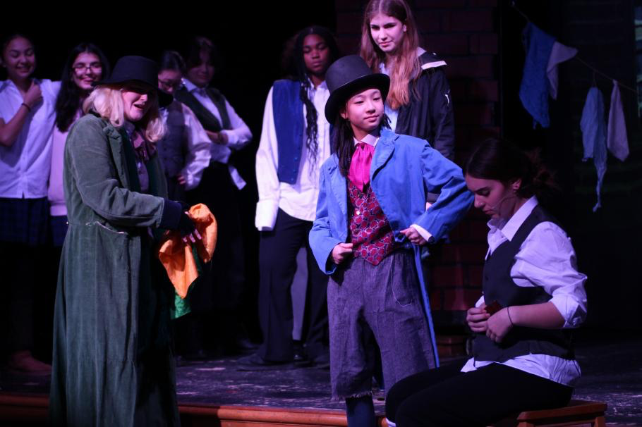 Badminton School | 英国十佳女校之一，学术与音乐并重，走出了印度首位女总理，金球奖影后