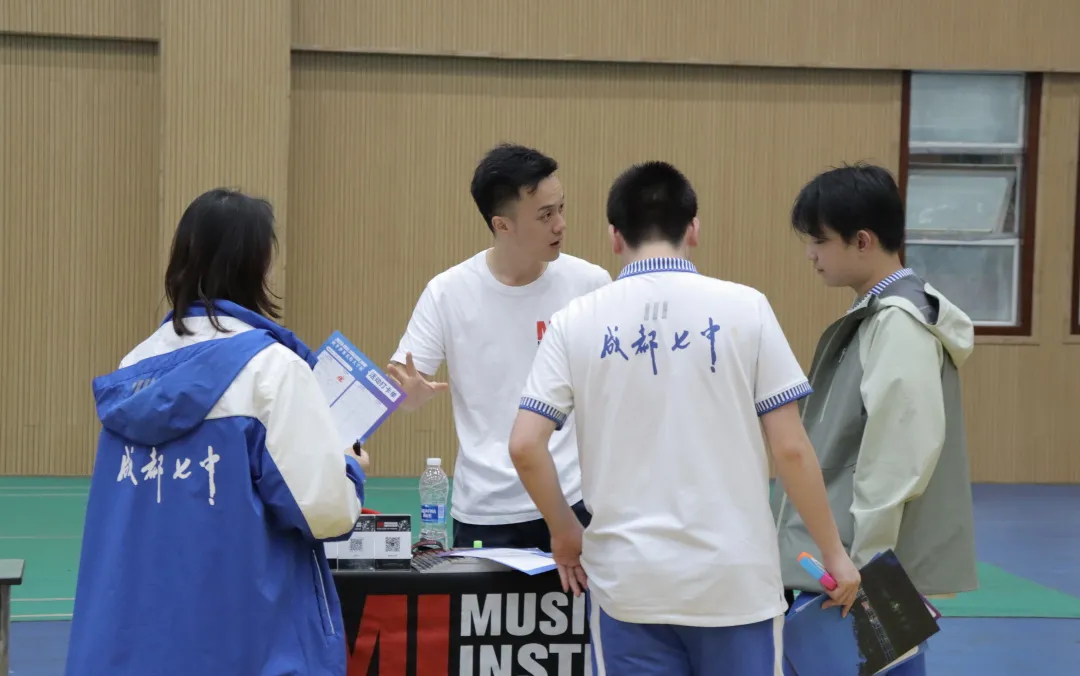 成都公办国际部｜成都七中万达国际部2026年春季招生简章！12月13日开放日报名中！