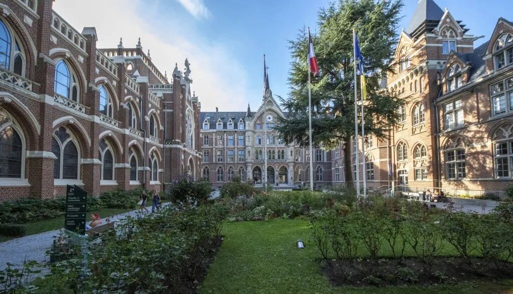 里尔天主教大学PIKTURA：两年制硕士插画 Master Illustration