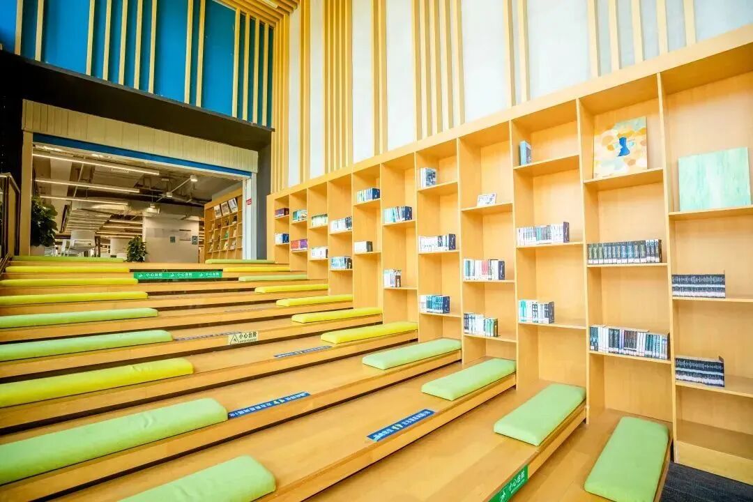 双语双轨通道、小班制教学,还能衔接万科梅沙书院…梅双初中部招生百问百答来啦! 双语双轨通道、小班制教学,还能衔接万科梅沙书院…梅双初中部招生百问百答来啦!