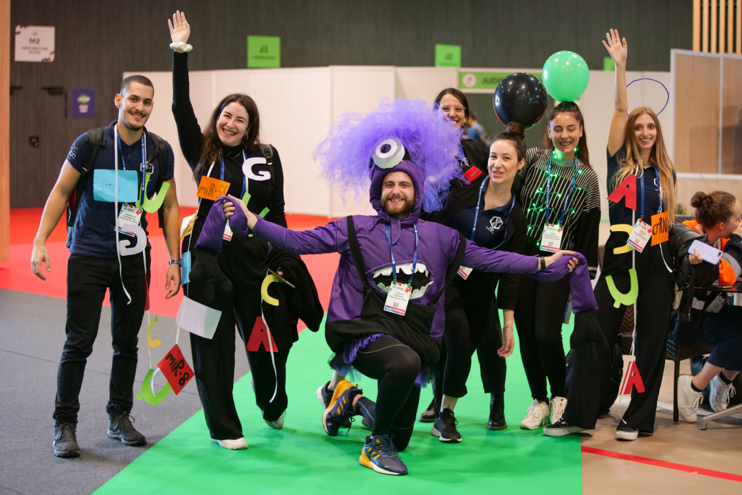 这年头想申藤校？别啃老本行了，跨界挺进iGEM给你另一种选择！