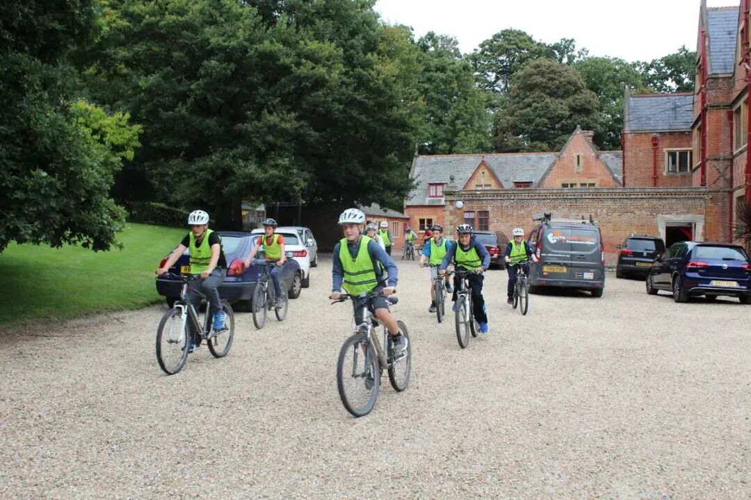 探访英国私校之-Dauntsey's School｜独特的航海与探险课程，培养艺术之秀，被评英国最好的舞蹈学校之一