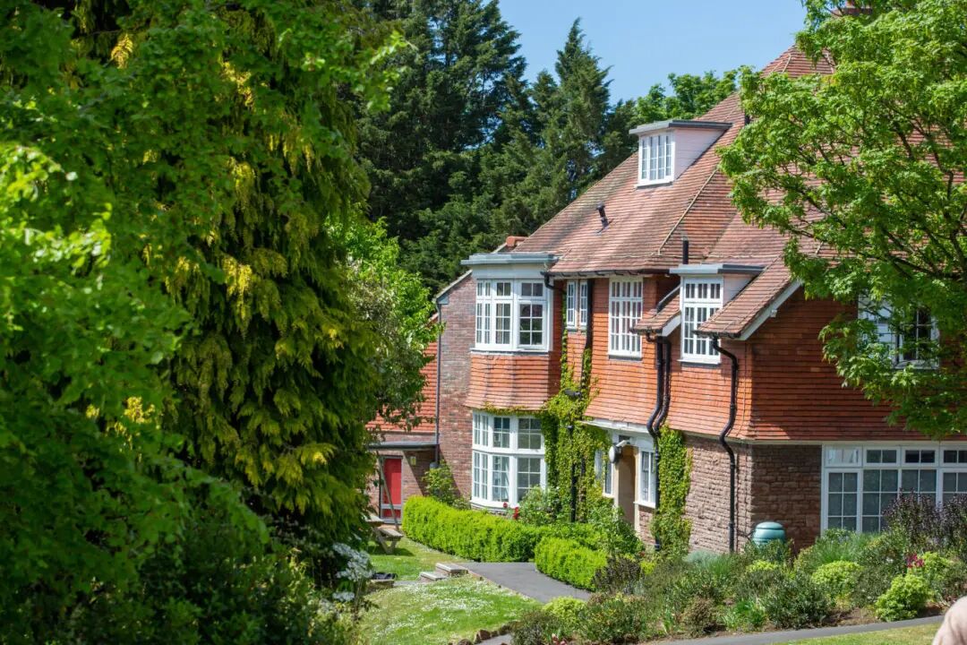 Sidcot School|全英最佳马术运动名校之一,AL/IB双体系,科学、数学和创意艺术享盛誉 Sidcot School|全英最佳马术运动名校之一,AL/IB双体系,科学、数学和创意艺术享盛誉