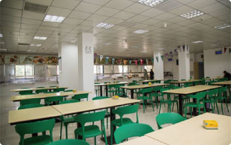 UIA联合学苑·美华校区：多轨制课程体系助力升学！