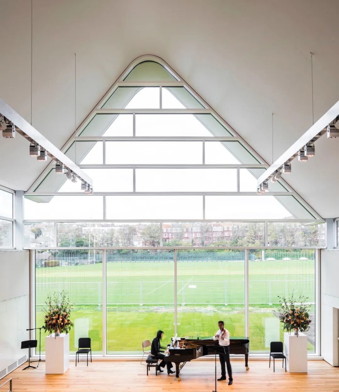 Brighton College | 英国十年最佳私校,年均30枚牛剑Offer,学术+设施双顶尖 Brighton College | 英国十年最佳私校,年均30枚牛剑Offer,学术+设施双顶尖