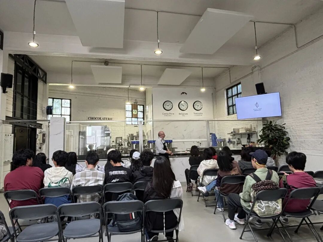 阿思丹国际菁英计划报名中！英欧澳新日五大项目地任你选，有机会获得UCAS 认证 buff！