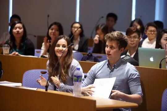 内地学霸挤爆港大?香港大学暑期学院:提前解锁港大学习,抢占留学先机! 内地学霸挤爆港大?香港大学暑期学院:提前解锁港大学习,抢占留学先机!