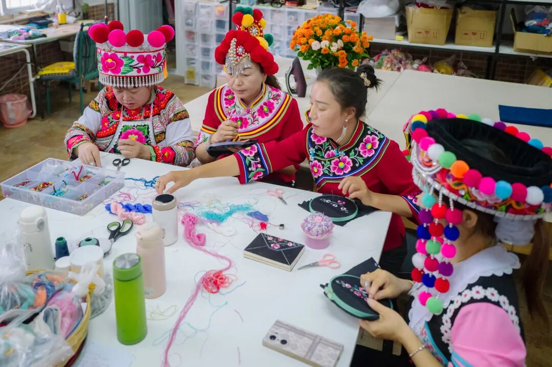 【实地研究+3500字国际学术期刊论文发表】用行动回应社会议题,提高升学竞争力 【实地研究+3500字国际学术期刊论文发表】用行动回应社会议题,提高升学竞争力