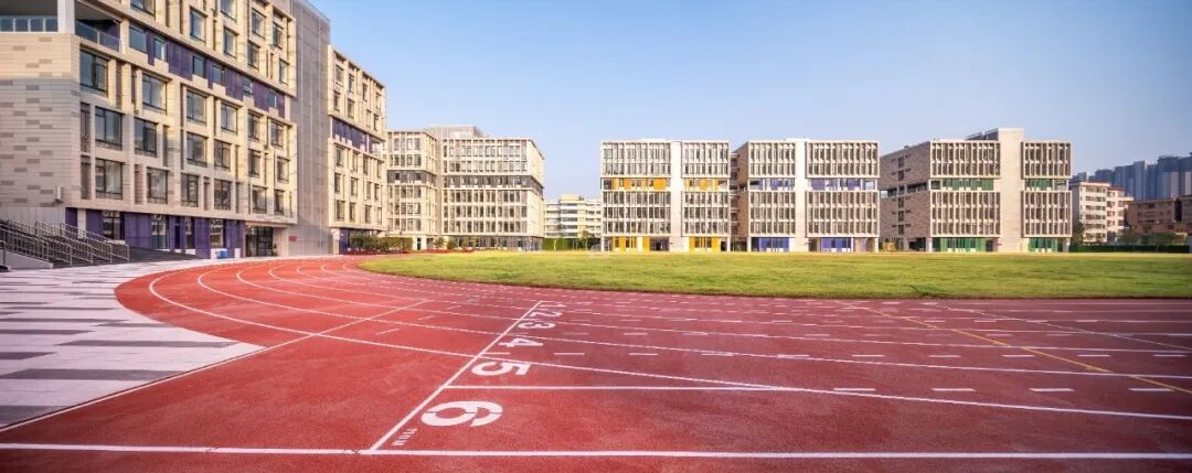 佛山市霍利斯外籍人员子女学校：90%英籍教师、顶配校园设施