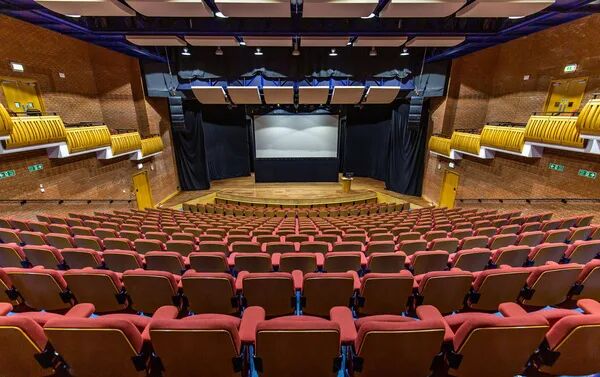 Woldingham School | 英国全人教育典范,音乐戏剧王牌,《乱世佳人》费雯丽母校 Woldingham School | 英国全人教育典范,音乐戏剧王牌,《乱世佳人》费雯丽母校