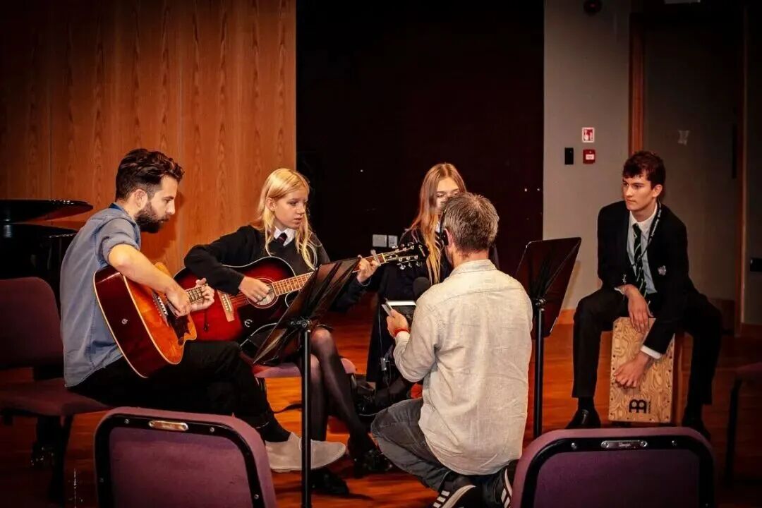 Eastbourne College|Tatler评为全英最佳校园设施的顶级寄宿名校,学术领先,网球闻名 Eastbourne College|Tatler评为全英最佳校园设施的顶级寄宿名校,学术领先,网球闻名